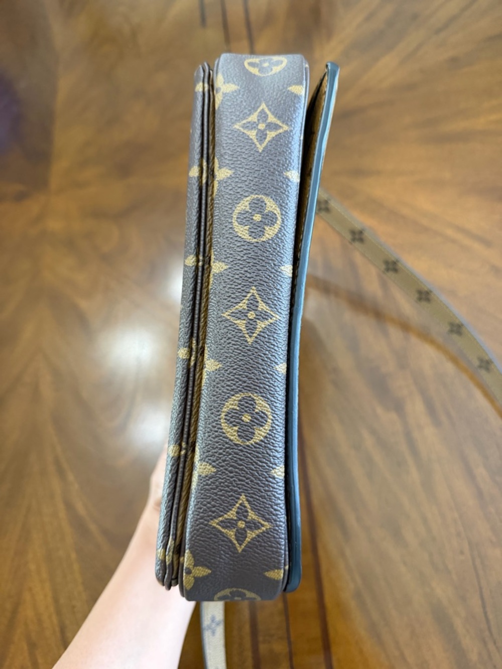 Louis Vuitton Two-Tone Monogram Crossbody in Brown and Tan - Picture 4 of 9